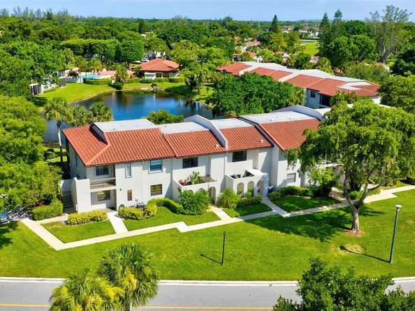 9232 Pecky Cypress Lane 2D, Boca Raton FL 33428