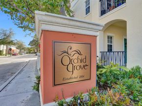 637 SW 3rd AVE, Pompano Beach FL 33060