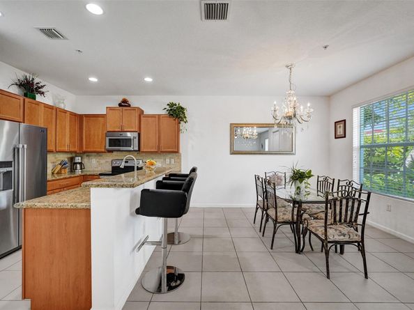 637 SW 3rd AVE, Pompano Beach FL 33060