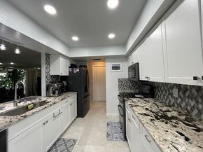 5975 Forest Grove 3 Drive 3, Boynton Beach FL 33437
