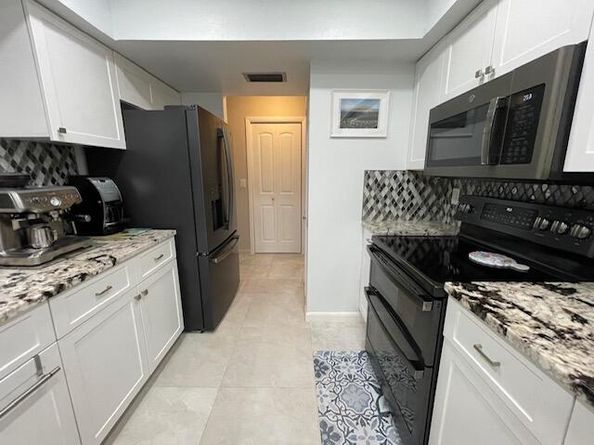 5975 Forest Grove 3 Drive 3, Boynton Beach FL 33437