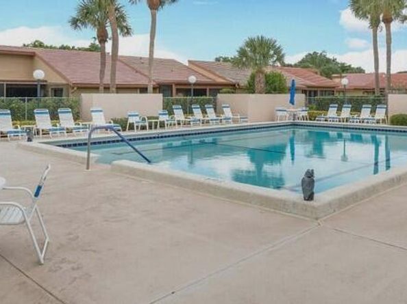 5975 Forest Grove 3 Drive 3, Boynton Beach FL 33437