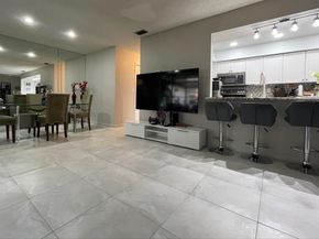 5975 Forest Grove 3 Drive 3, Boynton Beach FL 33437