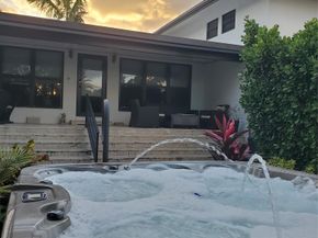 Undisclosed Address #FX-10511540, Fort Lauderdale FL 33316