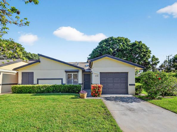10 Ridge Point Drive D, Boynton Beach FL 33435