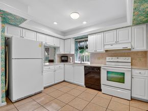 10 Ridge Point Drive D, Boynton Beach FL 33435