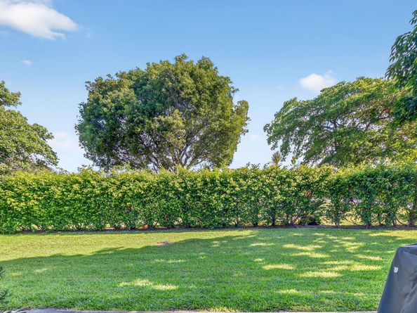 10 Ridge Point Drive D, Boynton Beach FL 33435