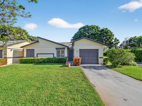 10 Ridge Point Drive D, Boynton Beach FL 33435