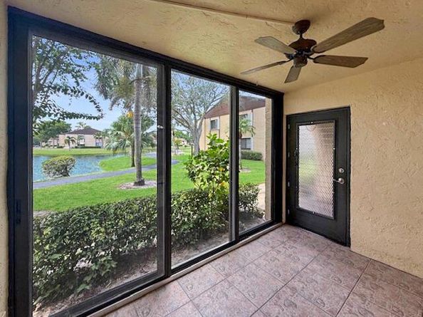 211 Pine Hov Circle B1, Greenacres FL 33463