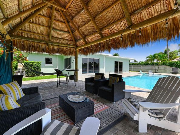 7003 Pine Tree Lane, Lake Clarke Shores FL 33406