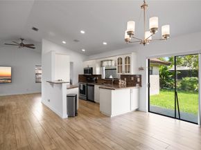 8211 SW 13th Ct, North Lauderdale FL 33068