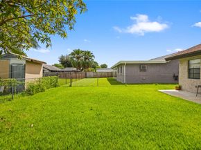 8211 SW 13th Ct, North Lauderdale FL 33068