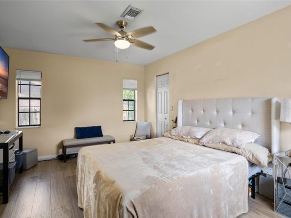8211 SW 13th Ct, North Lauderdale FL 33068