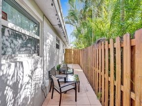 1345 N Andrews Ave #1-2, Fort Lauderdale FL 33311