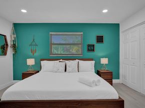1345 N Andrews Ave #1-2, Fort Lauderdale FL 33311