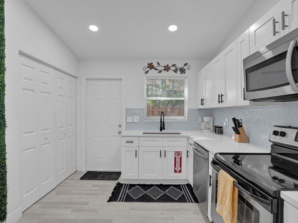 1345 N Andrews Ave #1-2, Fort Lauderdale FL 33311