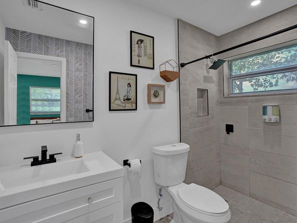 1345 N Andrews Ave #1-2, Fort Lauderdale FL 33311