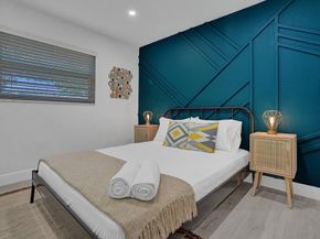 1345 N Andrews Ave #1-2, Fort Lauderdale FL 33311