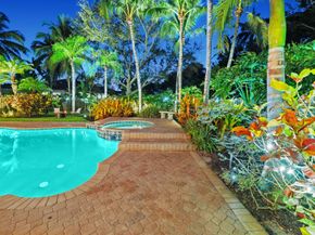 13841 Alexandria Ct, Davie FL 33325