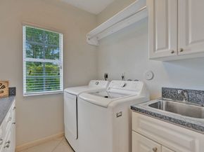 13841 Alexandria Ct, Davie FL 33325