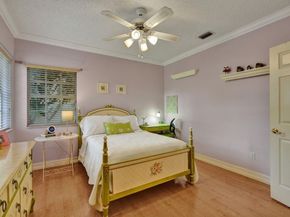 13841 Alexandria Ct, Davie FL 33325