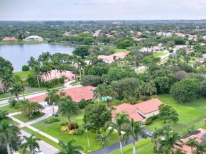 13841 Alexandria Ct, Davie FL 33325