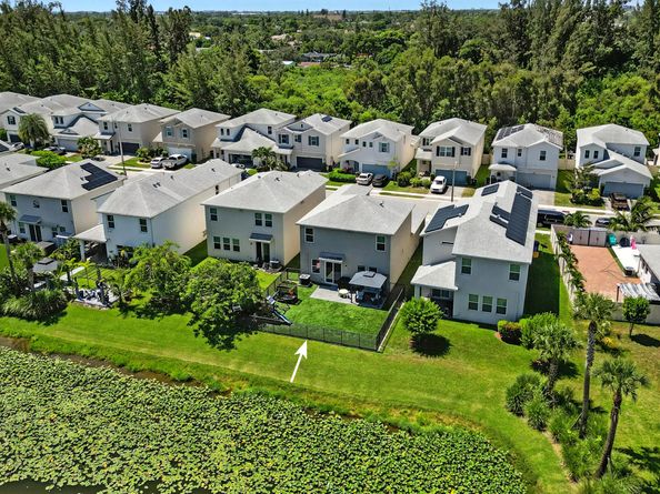 1824 Lake Cove Drive, Lake Worth Beach FL 33460