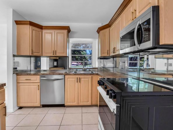 17 Willowbrook Ln 204, Delray Beach FL 33446