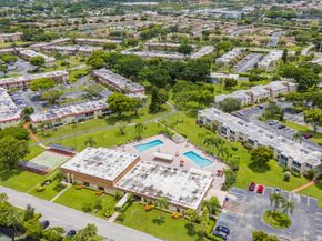 17 Willowbrook Ln 204, Delray Beach FL 33446