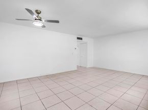 17 Willowbrook Ln 204, Delray Beach FL 33446