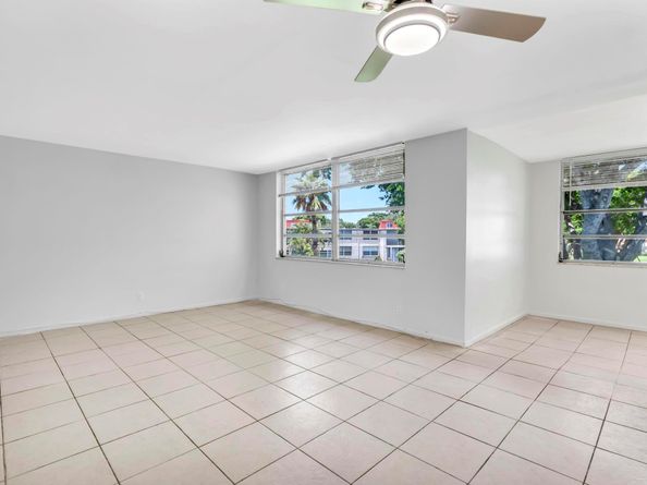 17 Willowbrook Ln 204, Delray Beach FL 33446