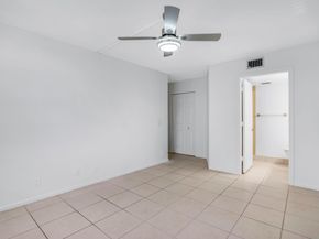 17 Willowbrook Ln 204, Delray Beach FL 33446