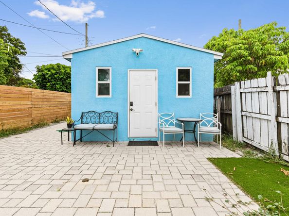 629 N F Street, Lake Worth Beach FL 33460