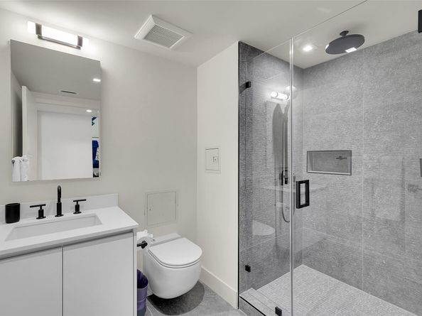 2301 Collins Ave 1008, Miami Beach FL 33139