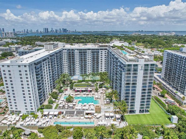 2301 Collins Ave 1008, Miami Beach FL 33139