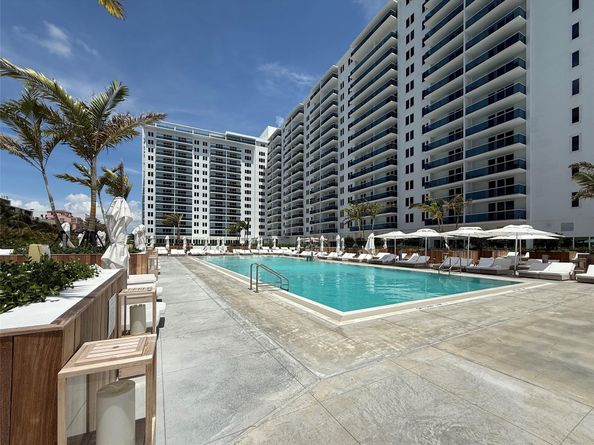 2301 Collins Ave 1008, Miami Beach FL 33139