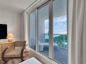 2301 Collins Ave 1008, Miami Beach FL 33139