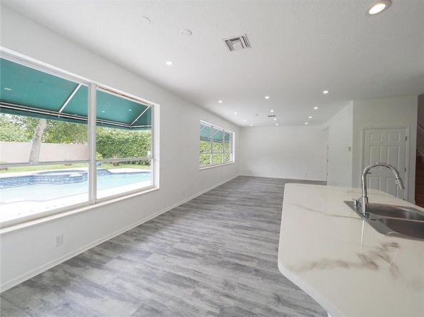 10749 Nashville Dr, Cooper City FL 33026