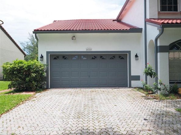 10749 Nashville Dr, Cooper City FL 33026