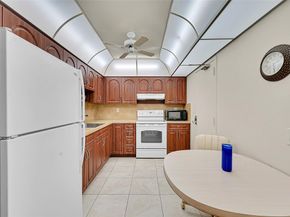 10777 W Sample Rd 408, Coral Springs FL 33065