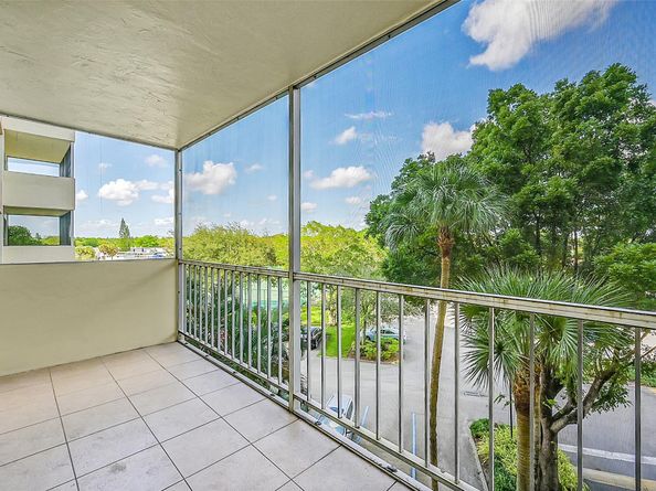 10777 W Sample Rd 408, Coral Springs FL 33065