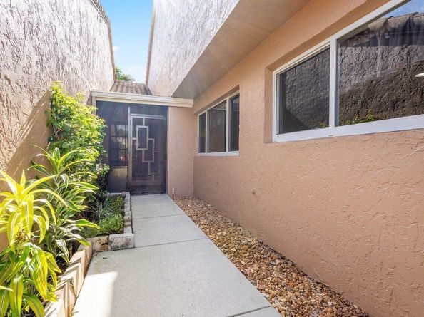 11110 Applegate Circle, Boynton Beach FL 33437