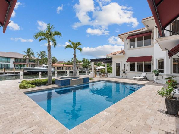 2890 NE 27th St, Fort Lauderdale FL 33306