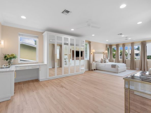 2890 NE 27th St, Fort Lauderdale FL 33306