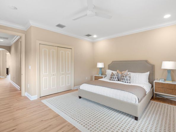 2890 NE 27th St, Fort Lauderdale FL 33306