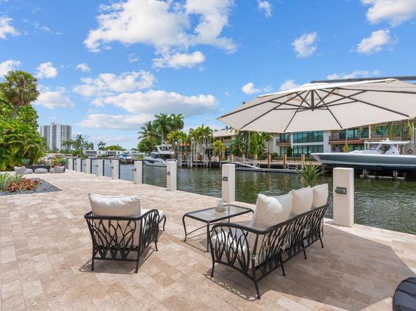 2890 NE 27th St, Fort Lauderdale FL 33306
