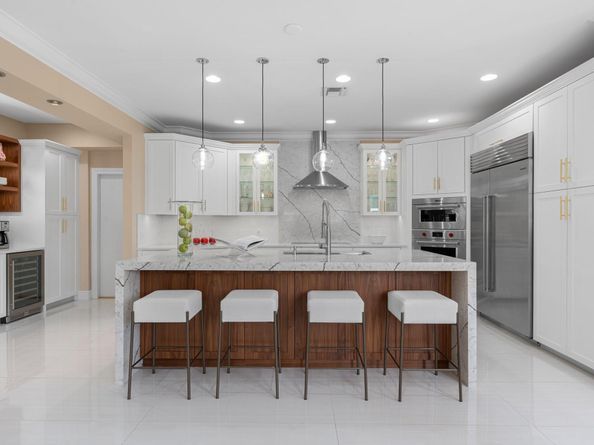 2890 NE 27th St, Fort Lauderdale FL 33306