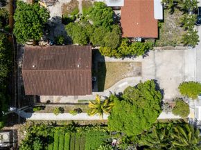 1029 S C St, Lake Worth Beach FL 33460