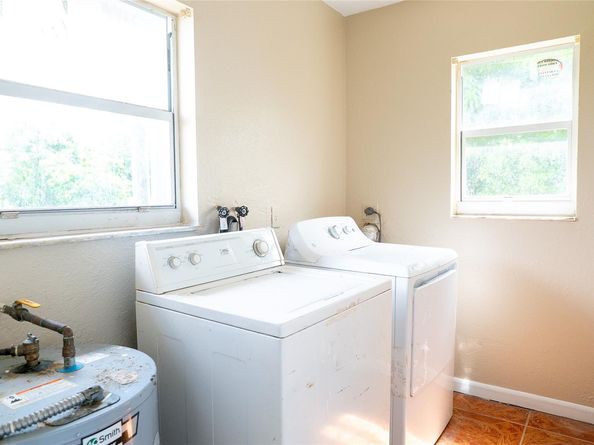 1029 S C St, Lake Worth Beach FL 33460