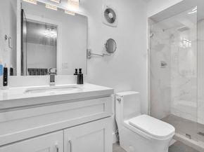 5421 N 36th Ct, Hollywood FL 33021